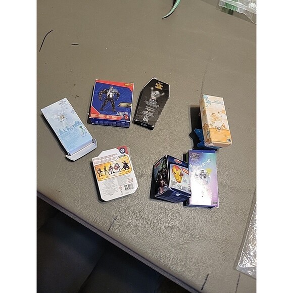 Zuru Mini Brands Lot Disney Princess Toys Iron man Venom etc.. 2" - Picture 11 of 11